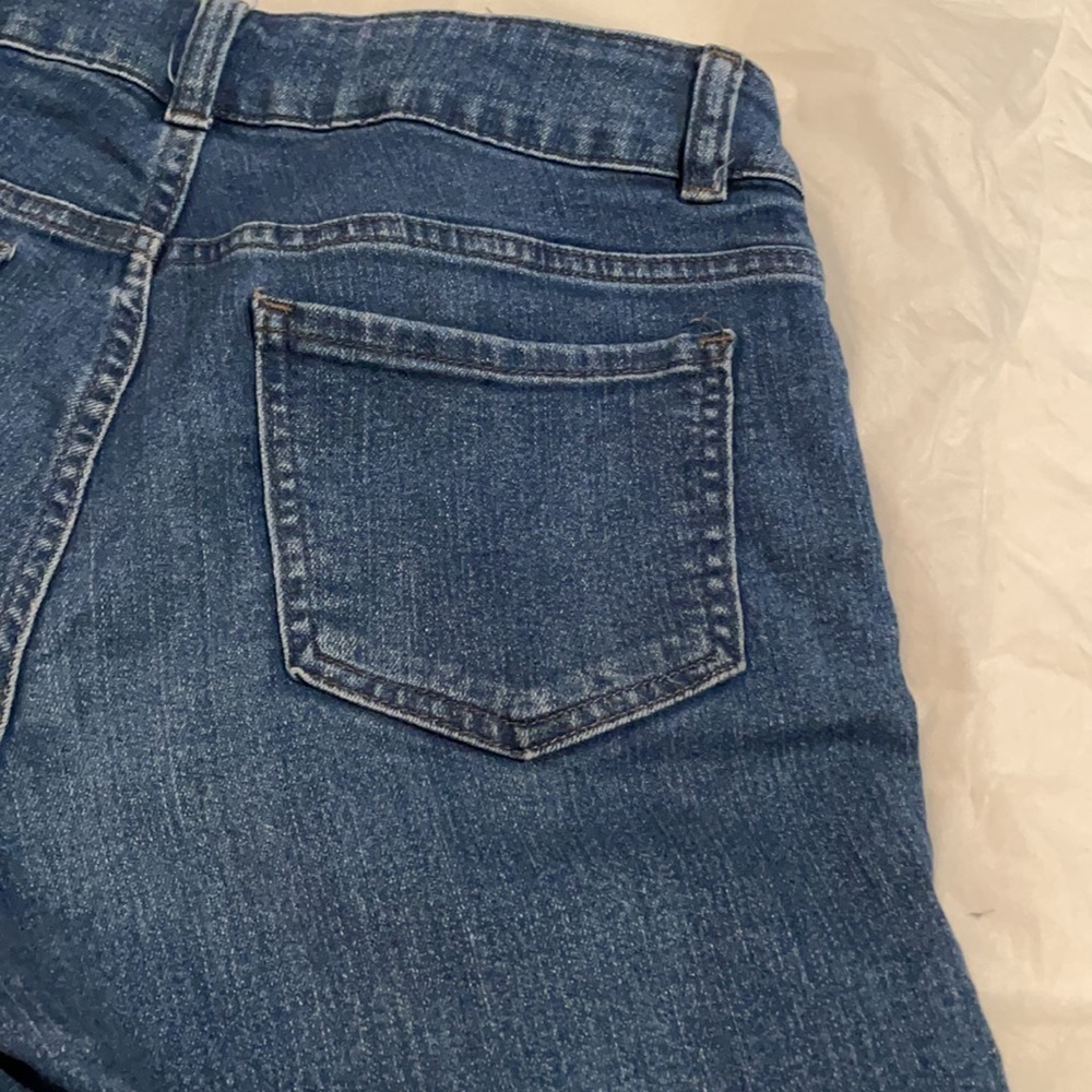 Lee Riders Mid Rise Jean Shorts - Picture 4 of 13